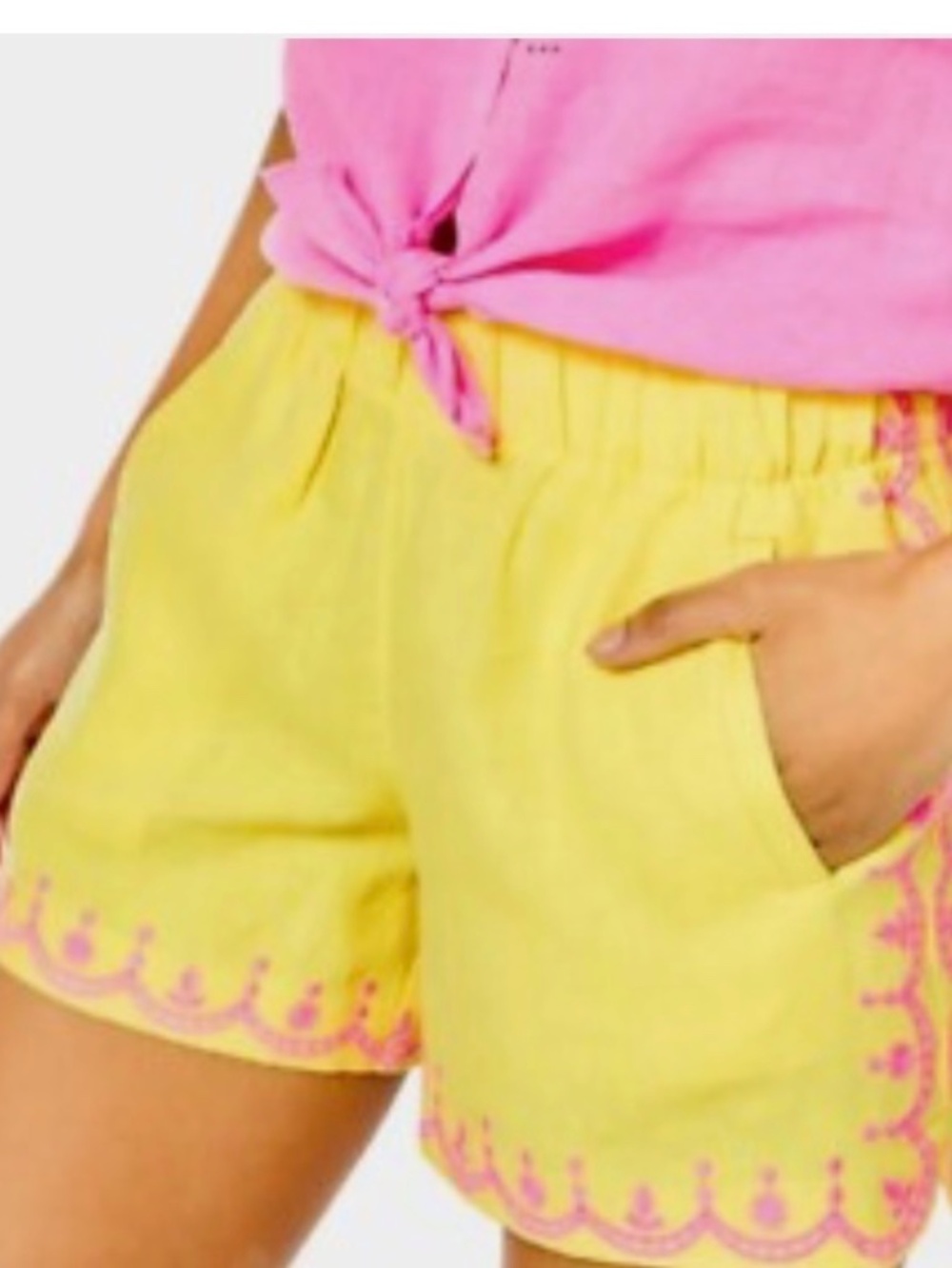 Lilly Pullitzer Laryn 100% Linen  Size Large Yellow and Pink Shorts